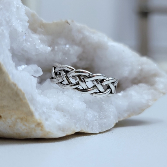 Vintage Jewelry - 925 Silver Braided Celtic Ajustable Ring Viking